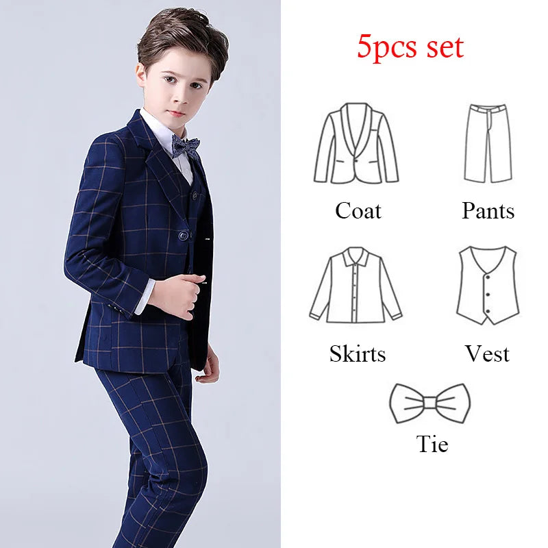 Elegant formal suit for boys, perfect for weddings and special occasions. Available in 3, 4 or 5-piece sets