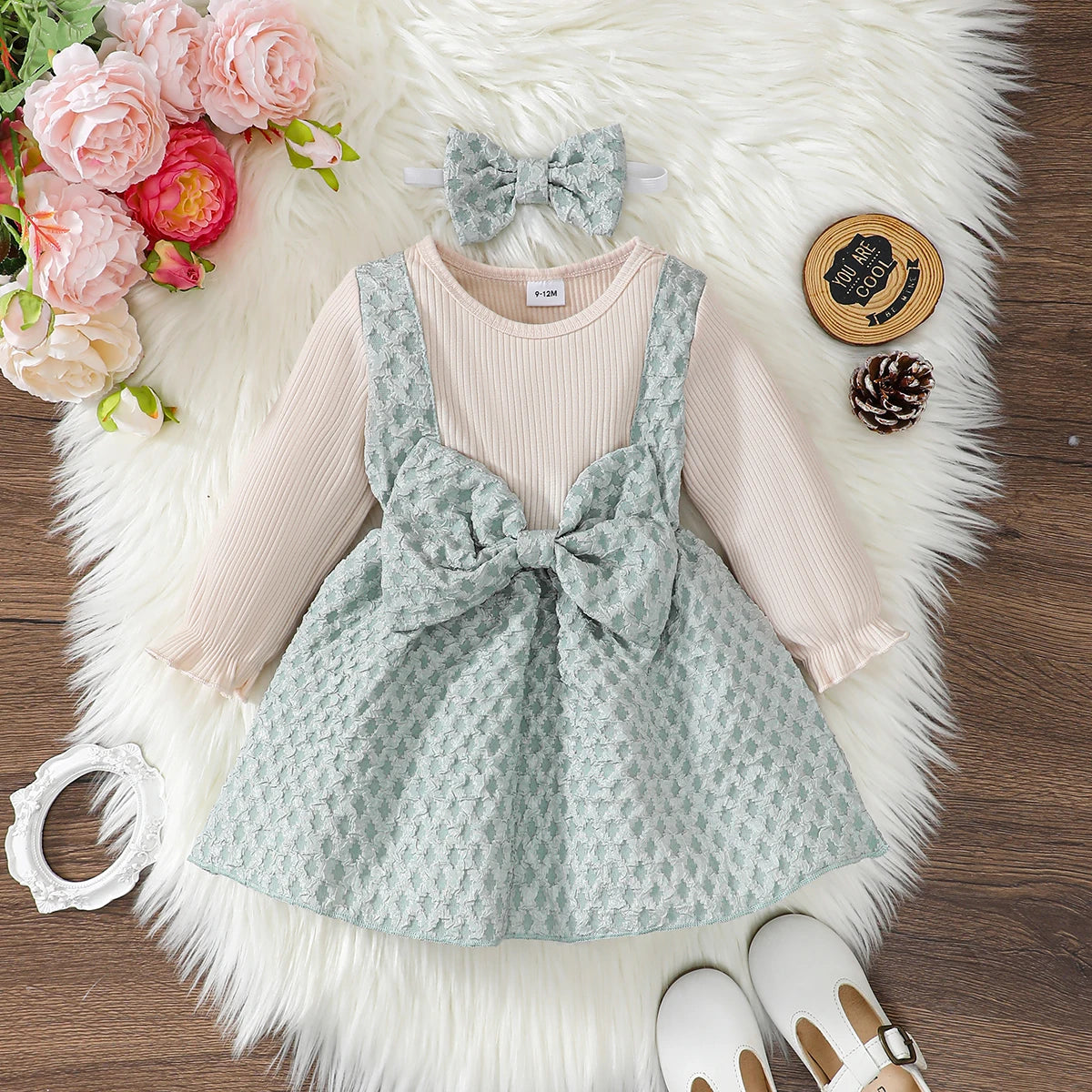 Cute 2-piece bow dress and headband — a sweet princess look for the festive season
